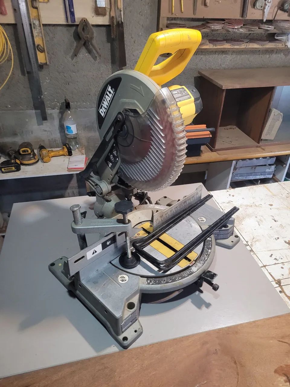 Serra Esquadria DeWalt DW714-b2