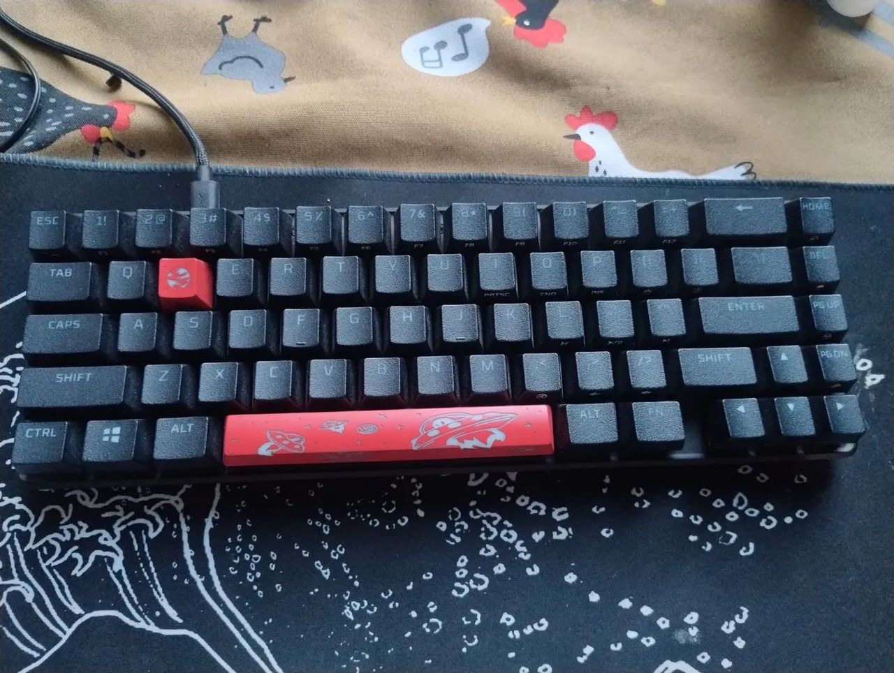 Teclado mecânico hyperx alloy 65 