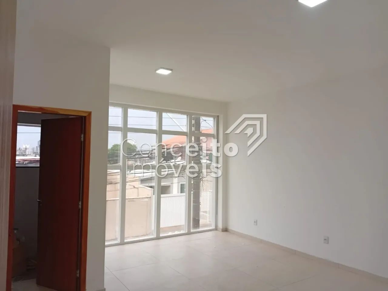 Mall Elegance - Nova Rússia - Sala Comercial 31,41 m² - Foto 4