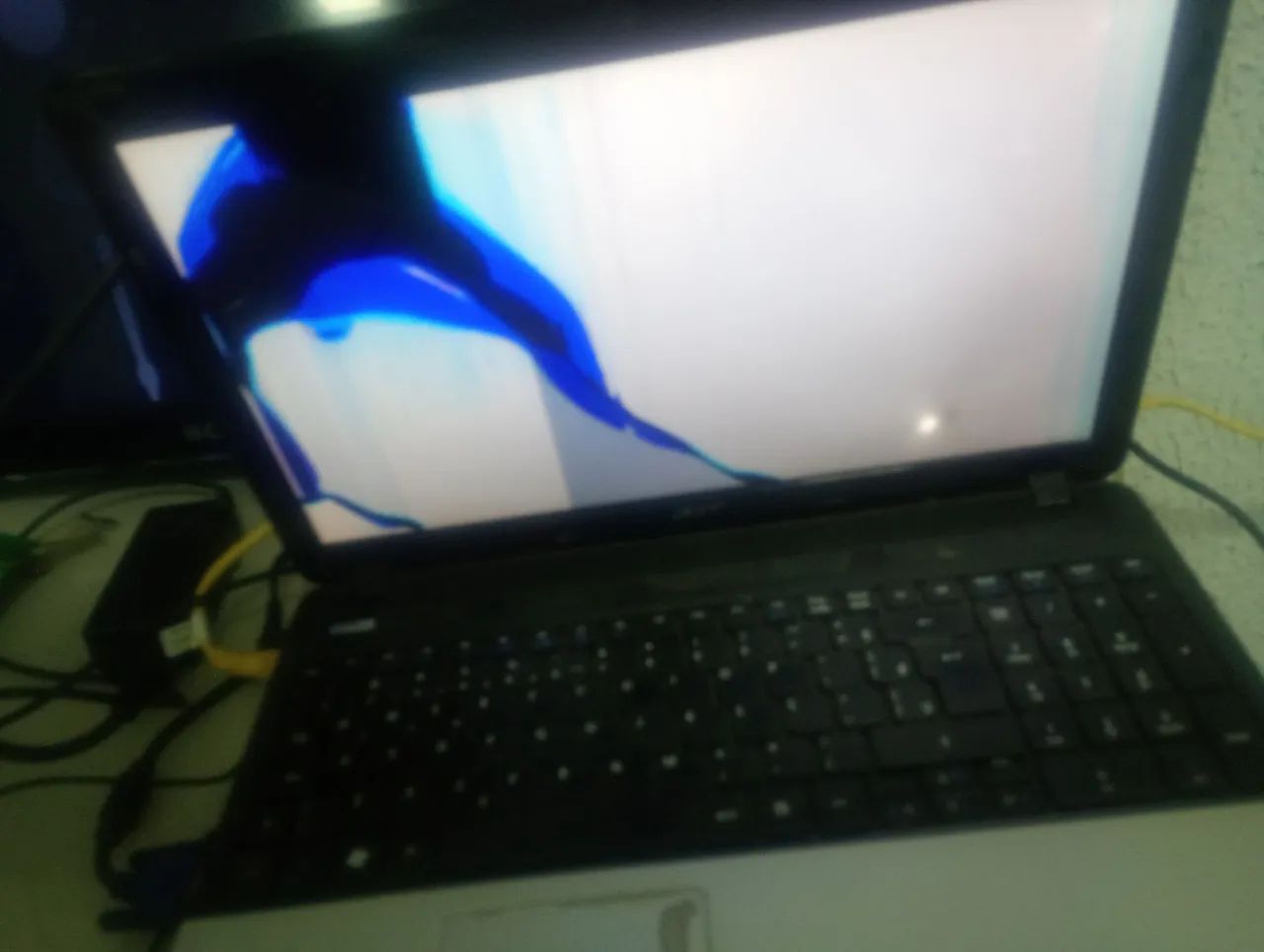 Notebook Acer i3 3110 8 GB ram  - Foto 2