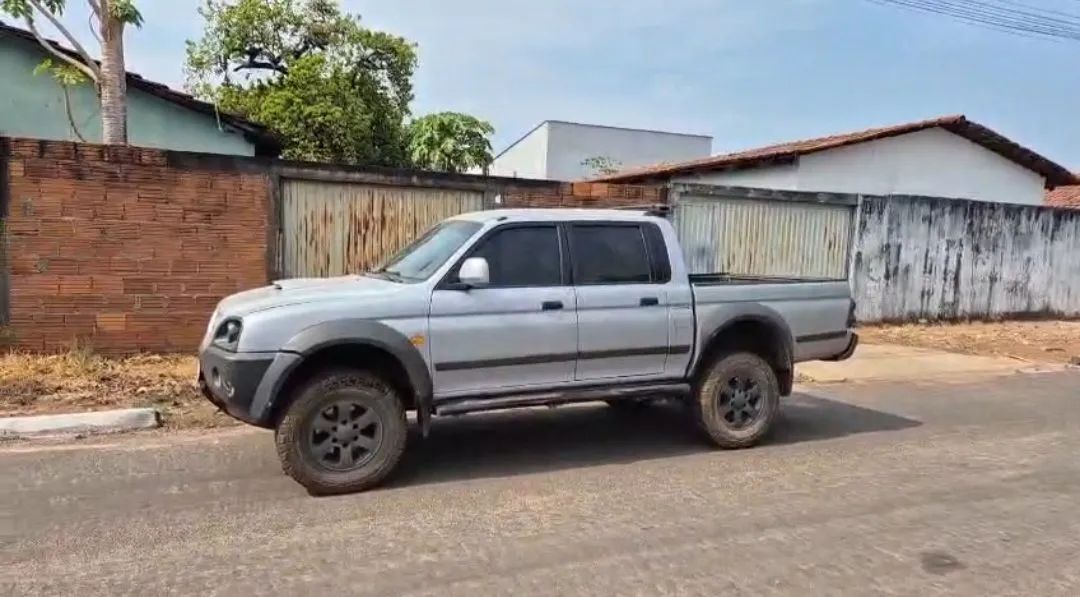 Mitsubishi L200 L200 OUTDOOR GLS 2.5 4X4 CD TDI Diesel 2011