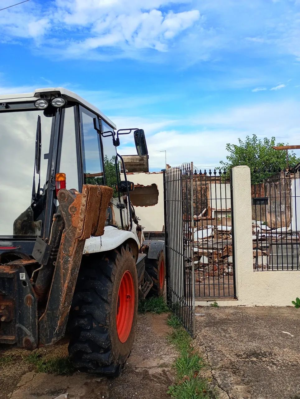 Demolição  - Foto 4