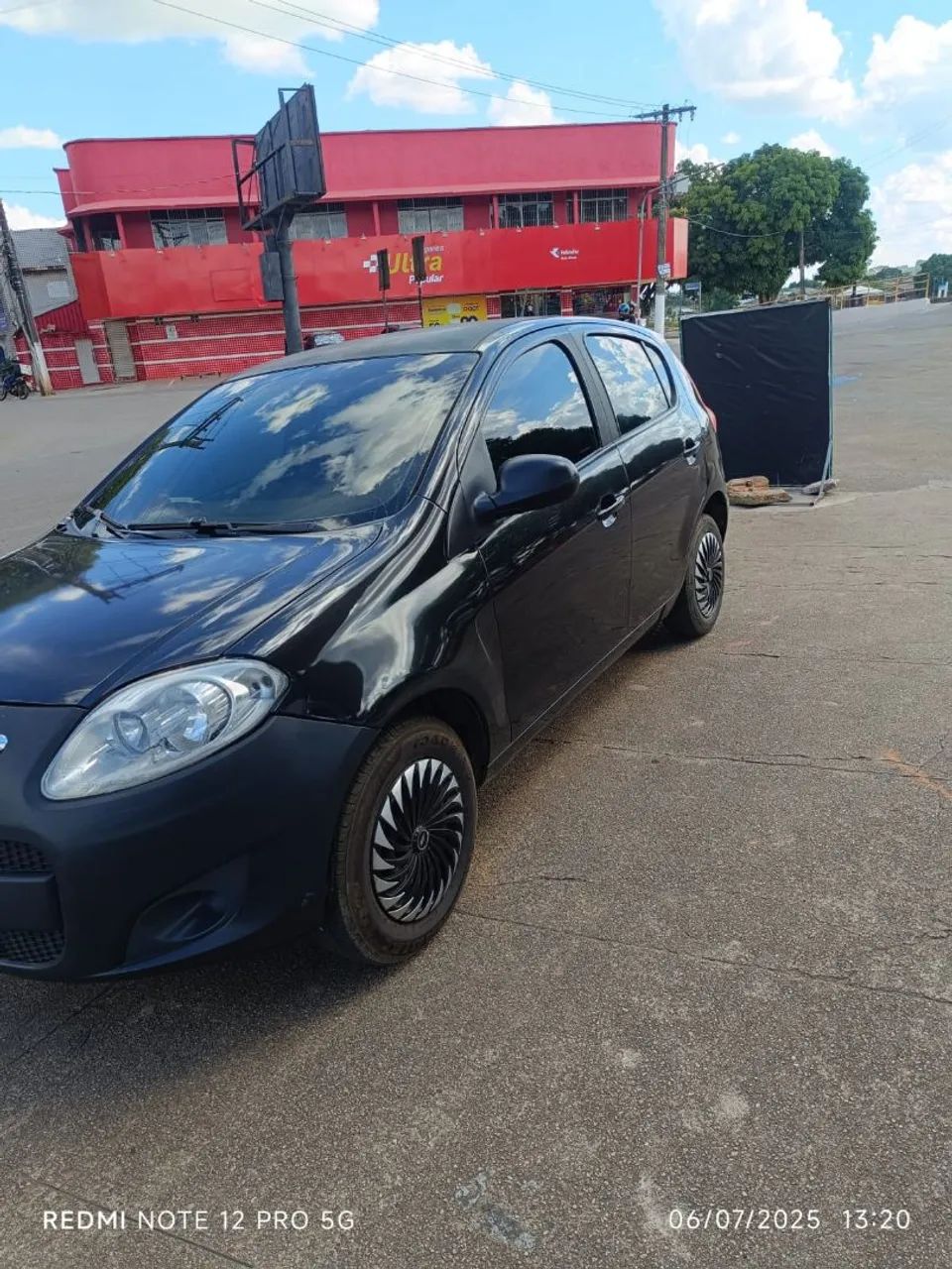 Fiat Palio Attractive 1.0 EVO Fire Flex 8V 5P 2013 - Foto 4