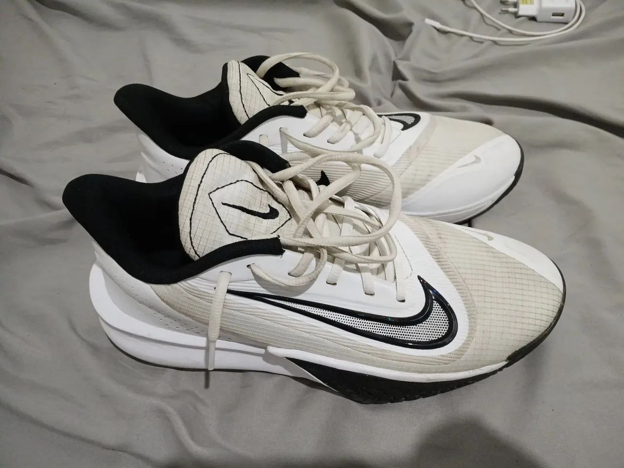 Precision 7 Branco e Preto 42