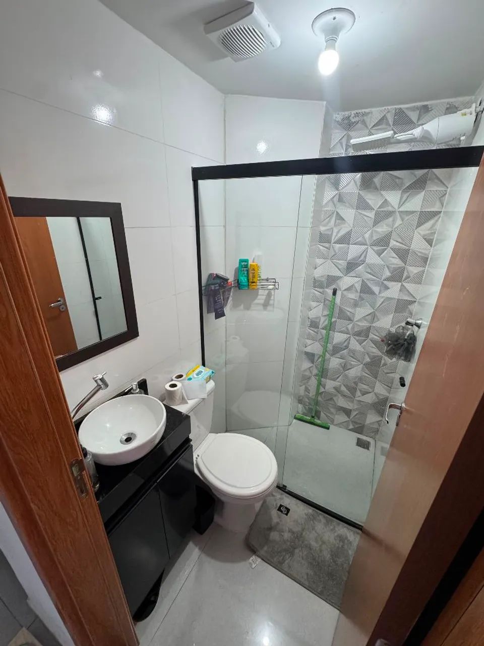 Vendo apartamento 1 quarto QNC 03 com elevadorTaguatinga-DF - Foto 4