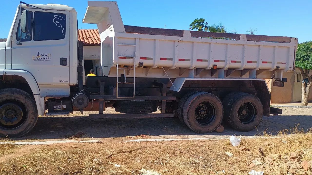 CAMINHAO - CACAMBA - Foto 2