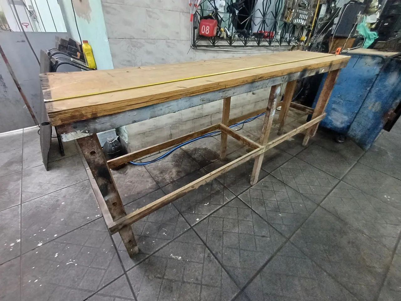 Vendo bancada de madeira - Foto 2
