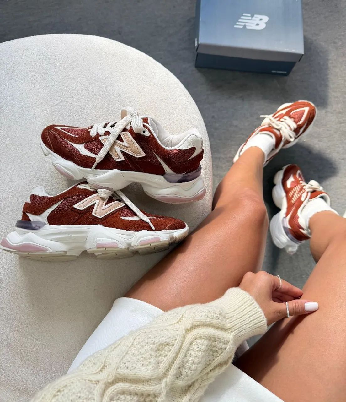 Tênis New Balance 9060 Prime couro Camurça Premium  - Foto 5