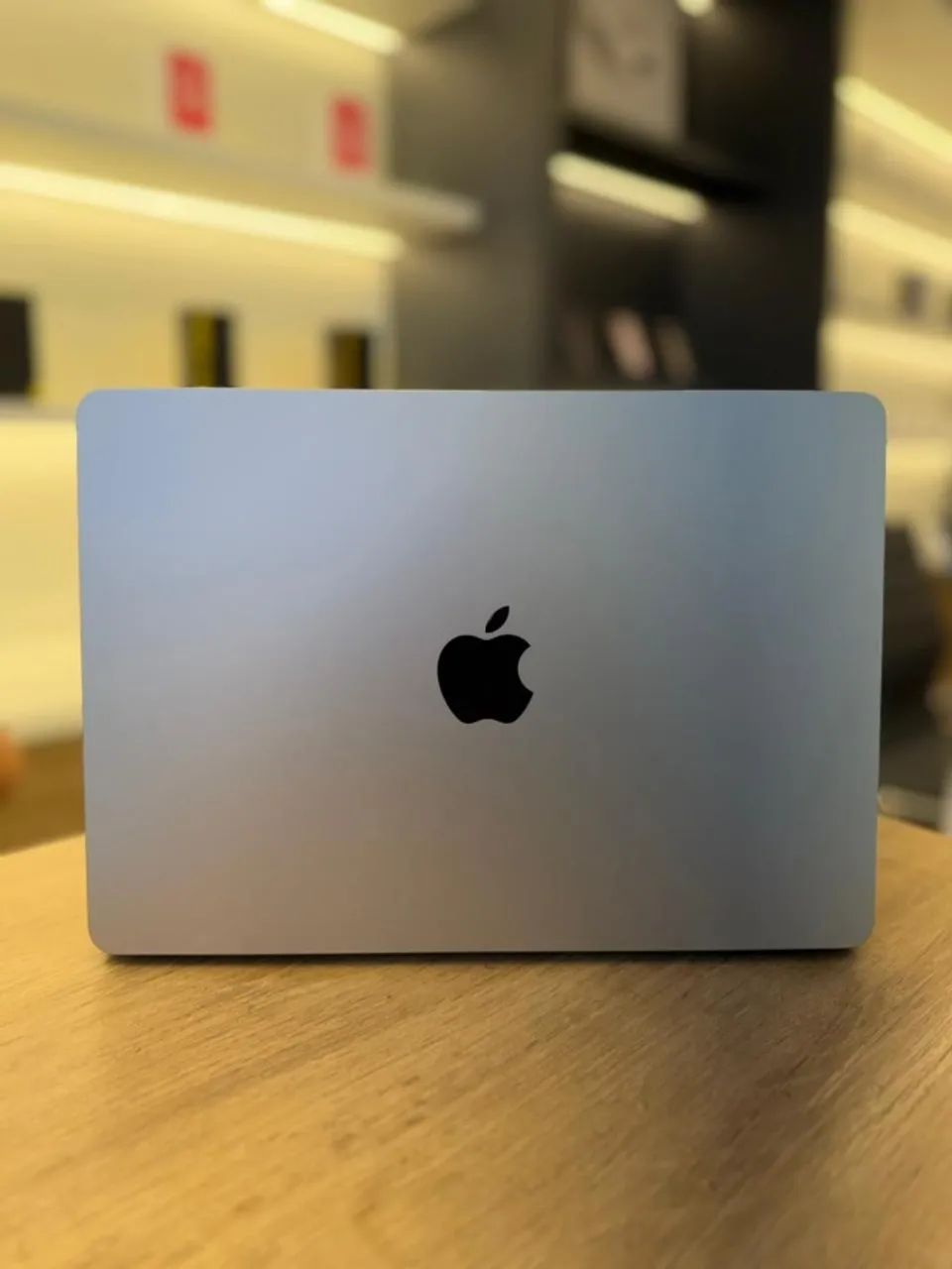 MacBook Air M2 256GB 8GB RAM Prata Seminovo | Loja Física