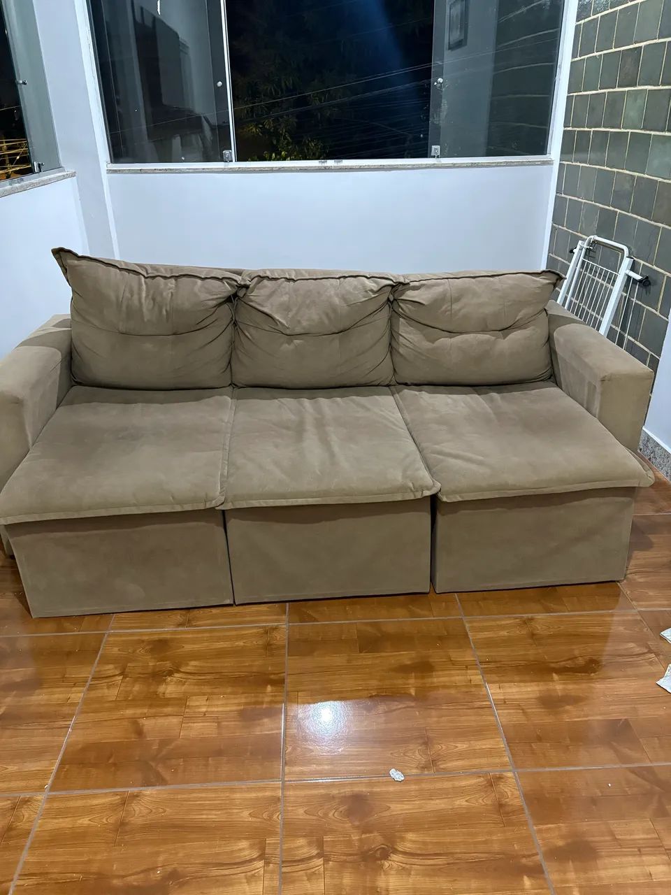 Sofá marrom 2,10x60
