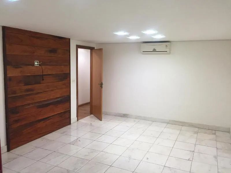 Sala / Conjunto com 4 quartos à venda em Belo Horizonte