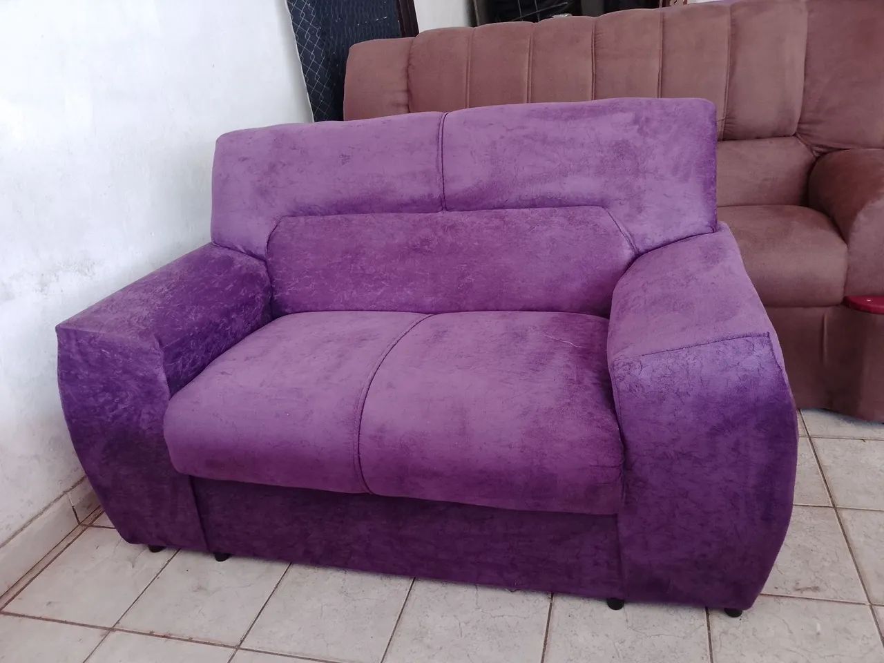 SOFÁ ROXO 2 LUGARES- REFORMADO - Foto 3
