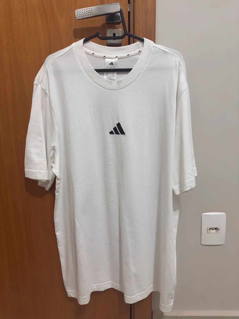 Camiseta Adidas Branca