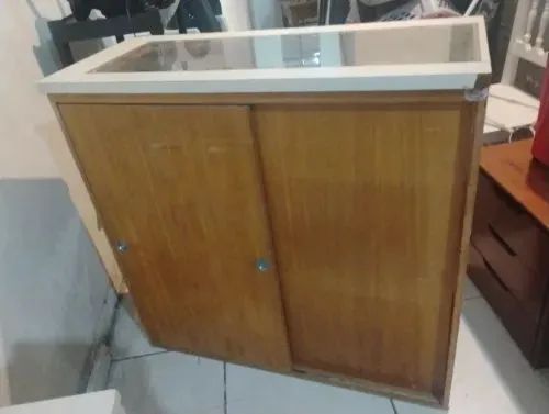Balcão Expositor com 02 prateleiras de vidro - Foto 4