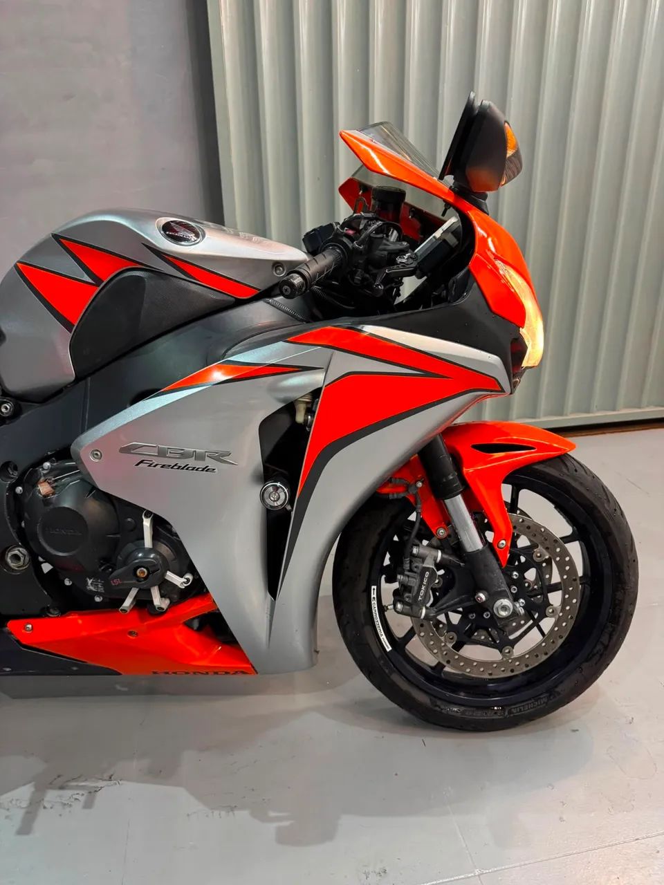 CBR 1000RR FIREBLADE - Foto 5