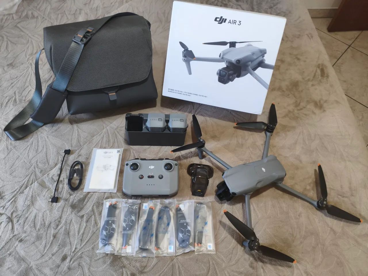 DJI AIR 3 Fly More Combo (SEM TELA) BR