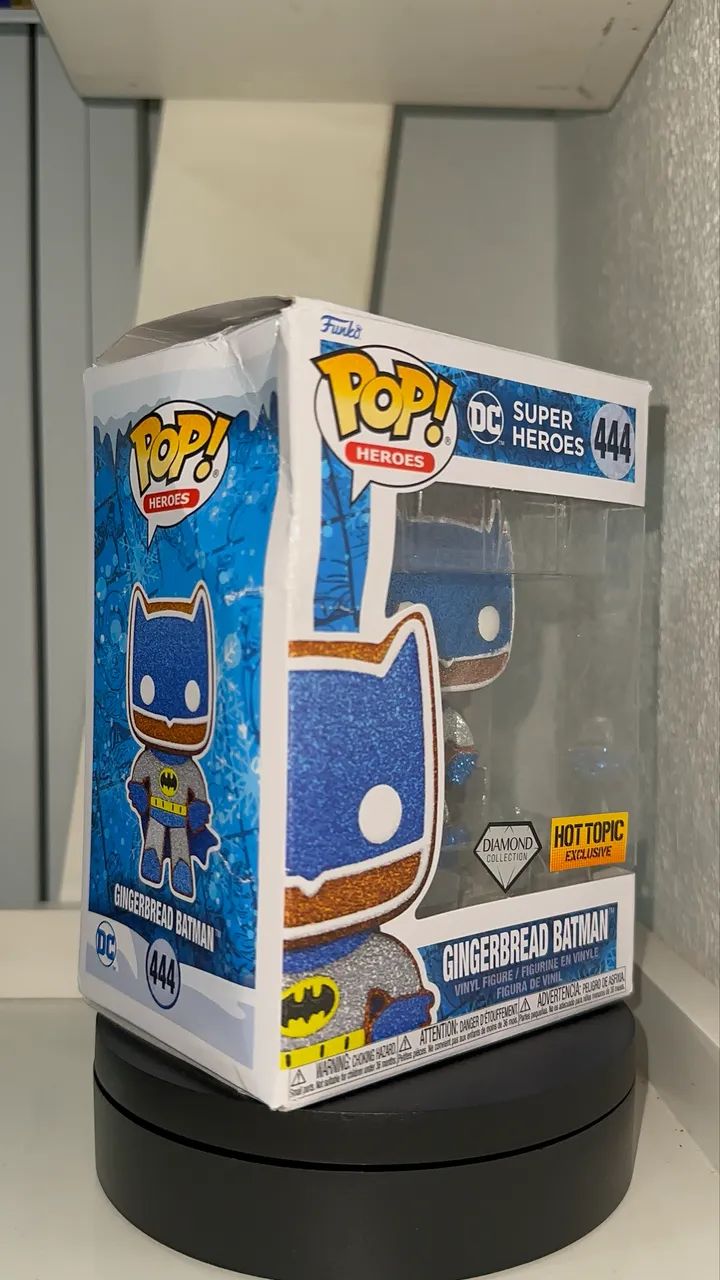 Funko Pop Gingerbread Batman 444 Diamond  - Foto 5