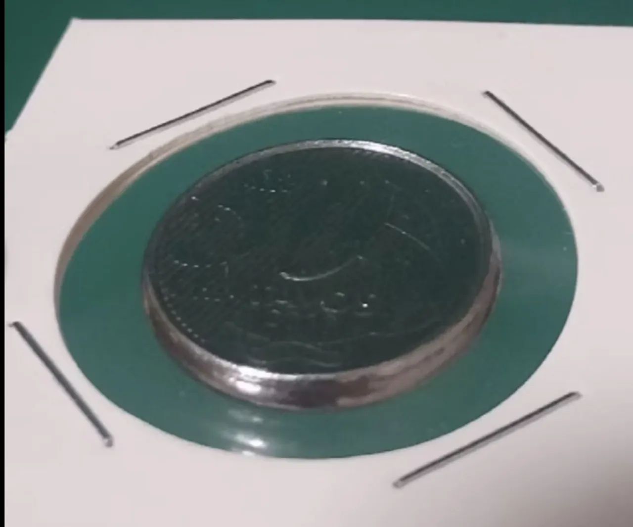 Moeda com defeito de fabricação sem escrito ordens e progresso - Foto 2