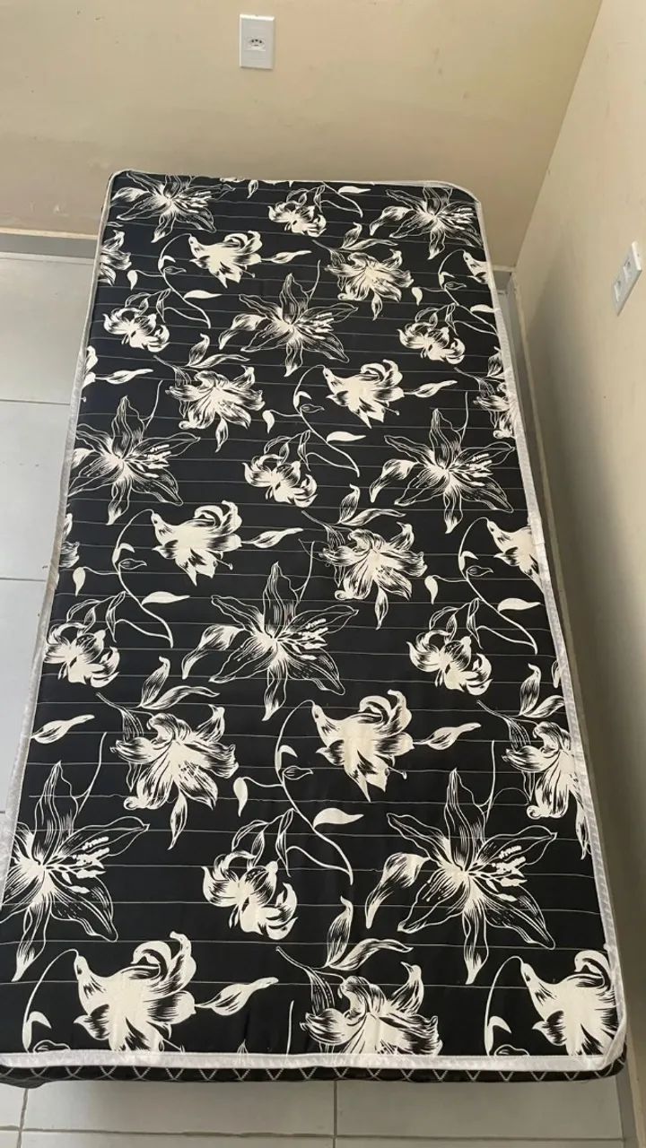 Cama Box Solteiro em ótimo estado - Foto 2