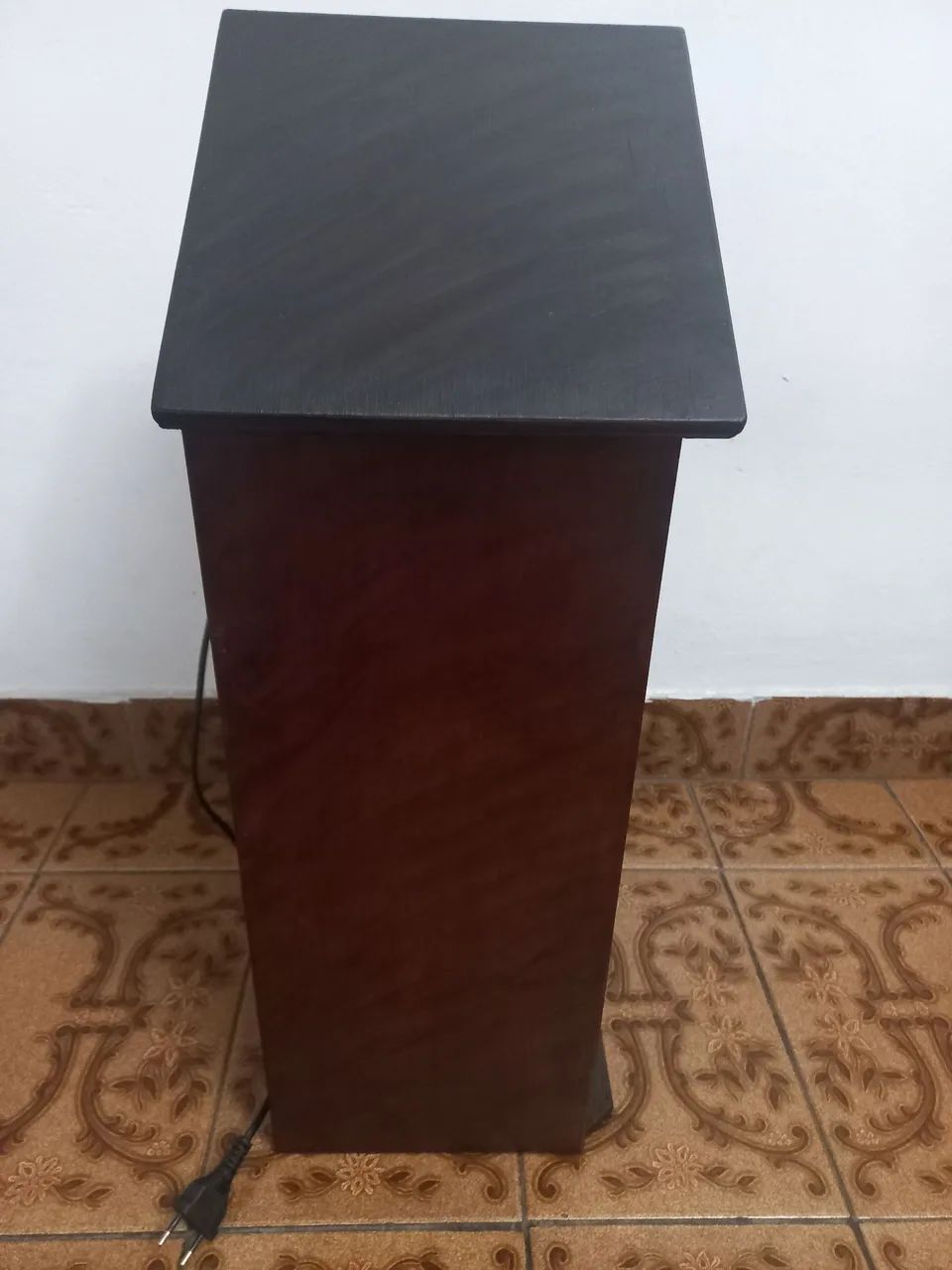 ANTIGO ORATÓRIO CAPELA MADEIRA COM ILUMINAÇÃO  - Foto 4