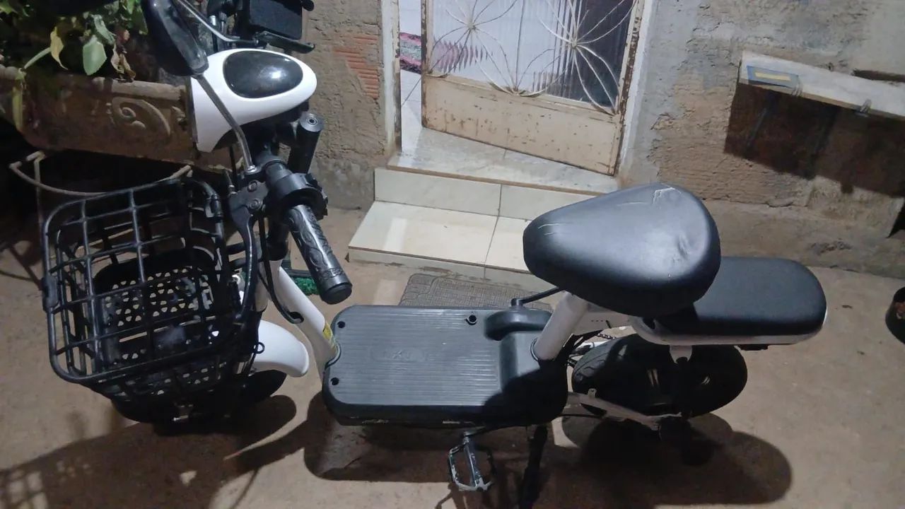 Vendo uma bicicleta elétrica  - Foto 3