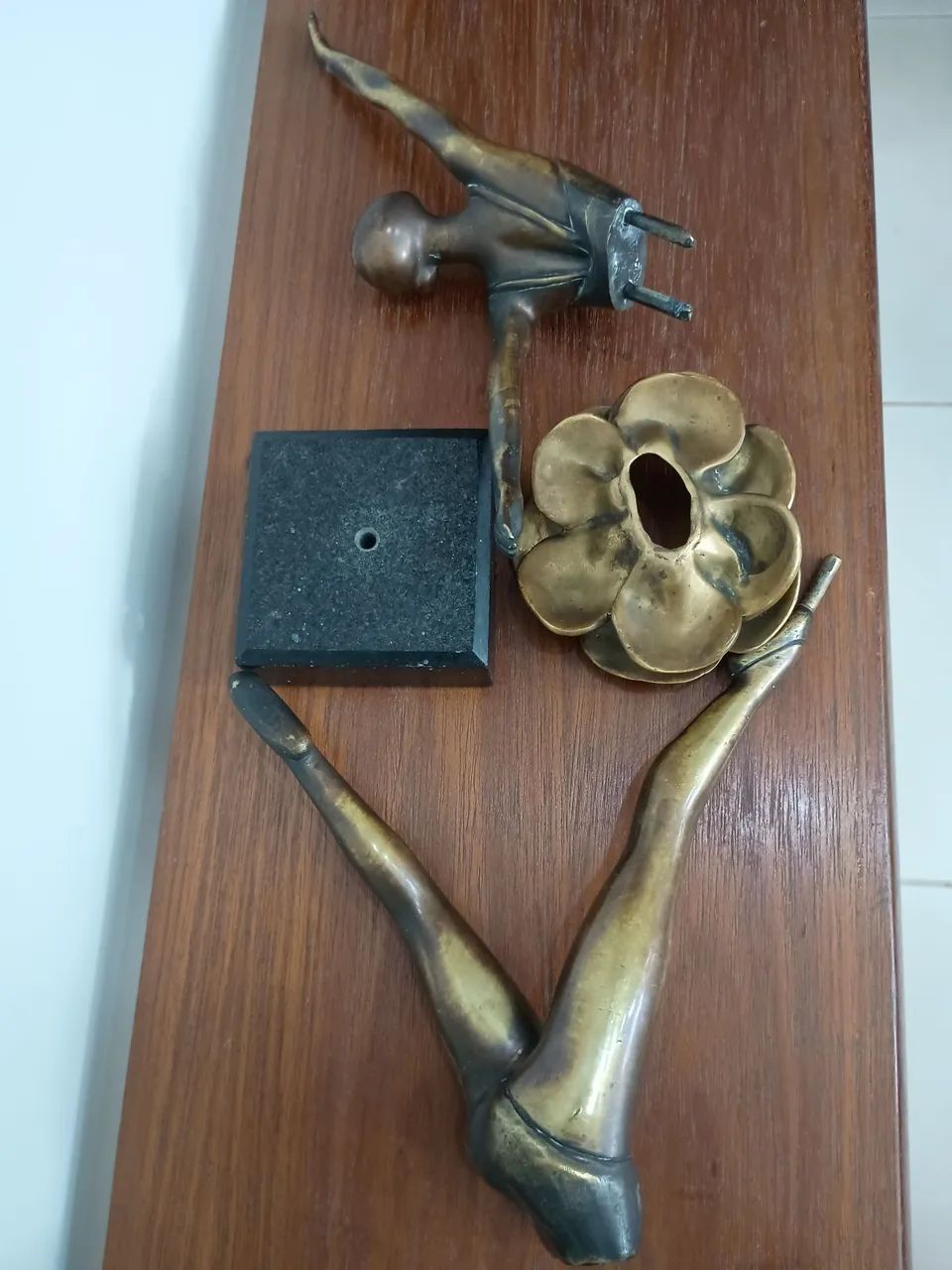 Escultura A Rosa em bronze  - Foto 5