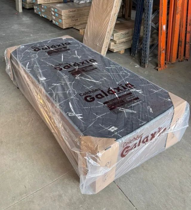 CAMA BOX SOLTEIRO COM ESPUMA D28