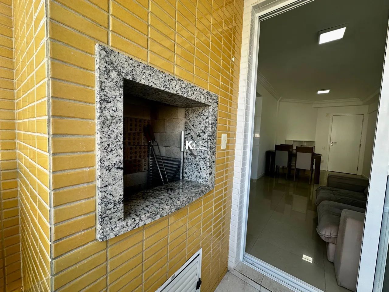 Apartamento 02 dormitórios em Coqueiros, Florianópolis SC - Foto 4