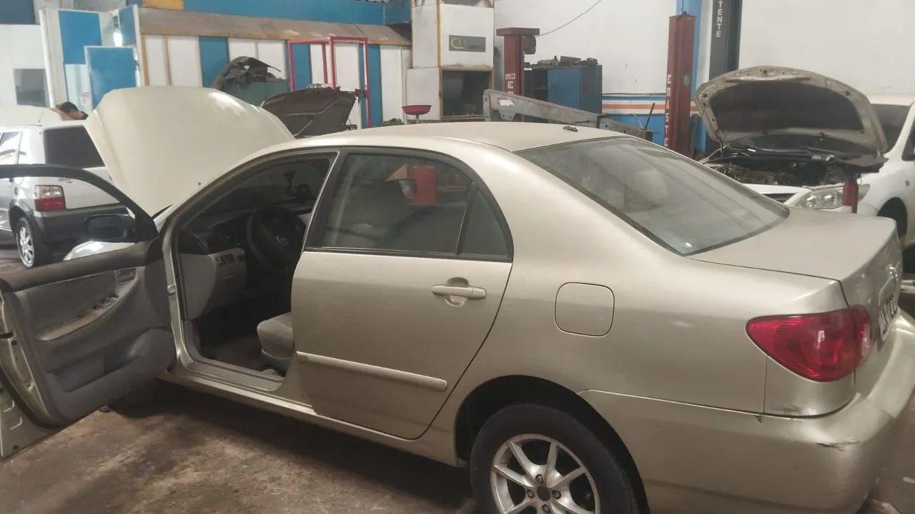 Toyota Corolla XEI 1.8/1.8 Flex 16V Aut. 2004