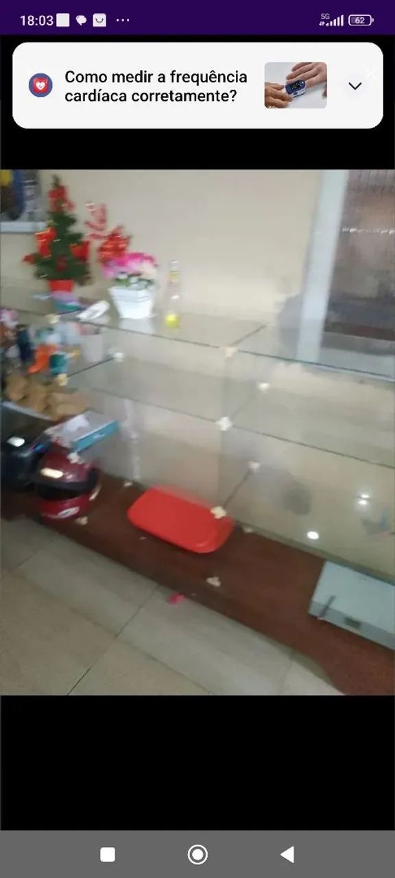 vendo uma vitrine grande 