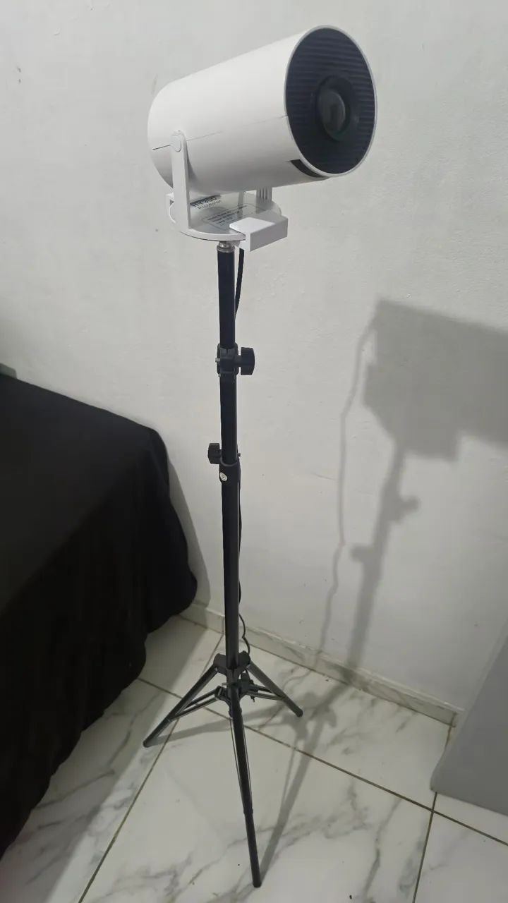 Projetor Smart Android + Tripé ajustável