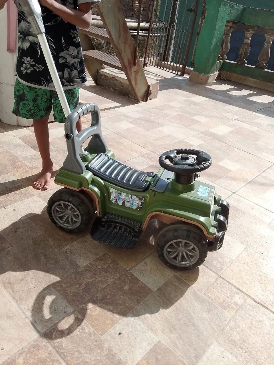 Vende carrinhos infantil perfeito estado Retirar taipas zn  - Foto 2