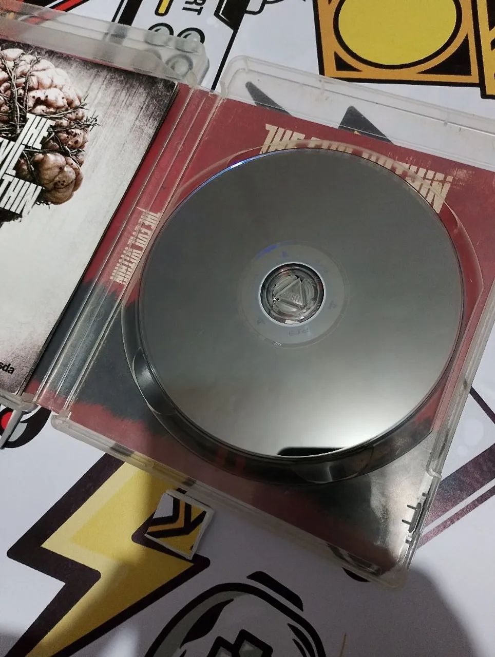 The Evil Within PS3 completo faço Olx pay  - Foto 4