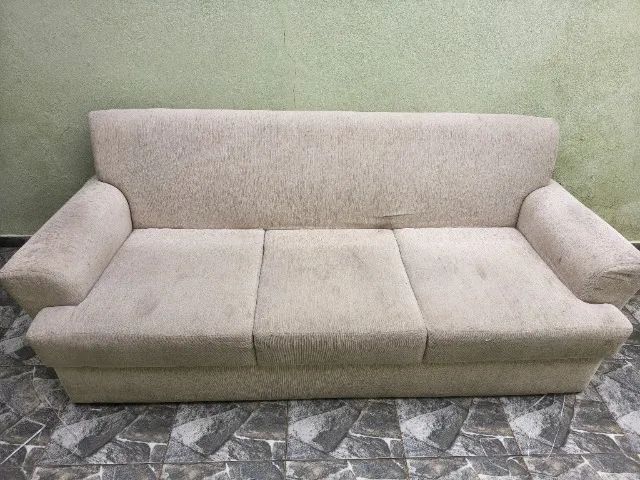 Sofá 3 Lugares Tecido Linho com Almofadas soltas