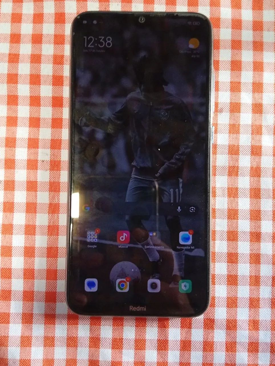 Redimi note 8 muito conservado e bom estado pegando tudo 