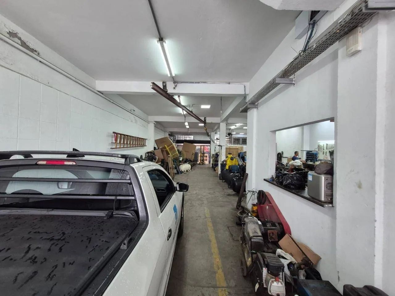 Prédio Comercial com 4 vagas de garagem para Alugar em Florianópolis/SC. - Foto 3