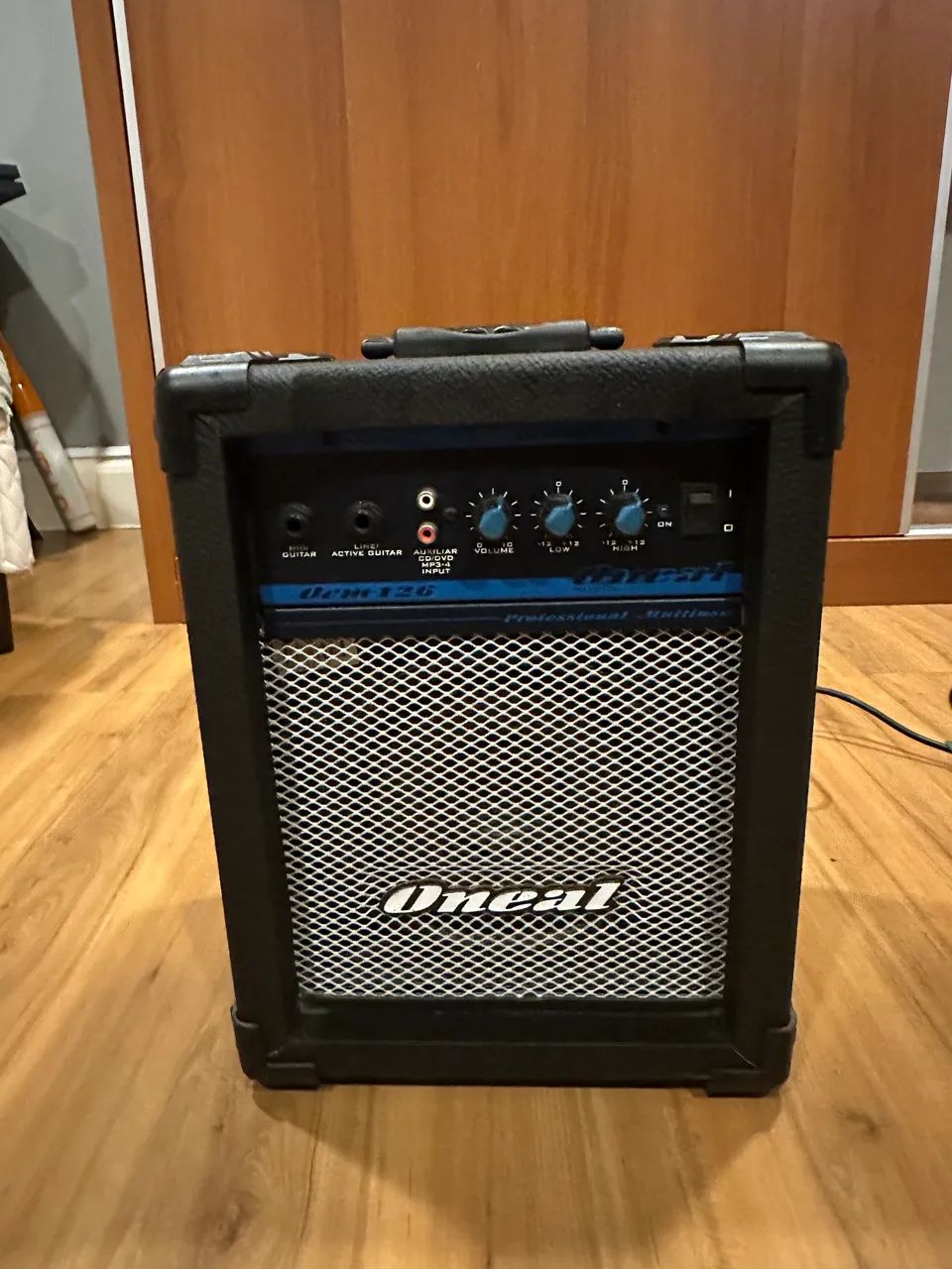 Caixa de som Oneal VCM 126