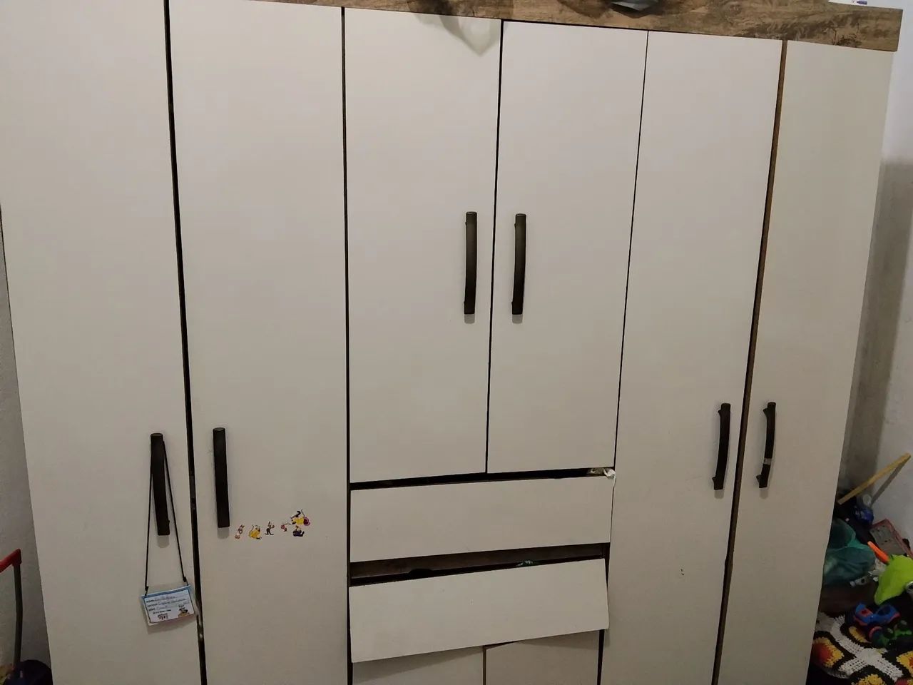 Guarda roupa 6 portas 