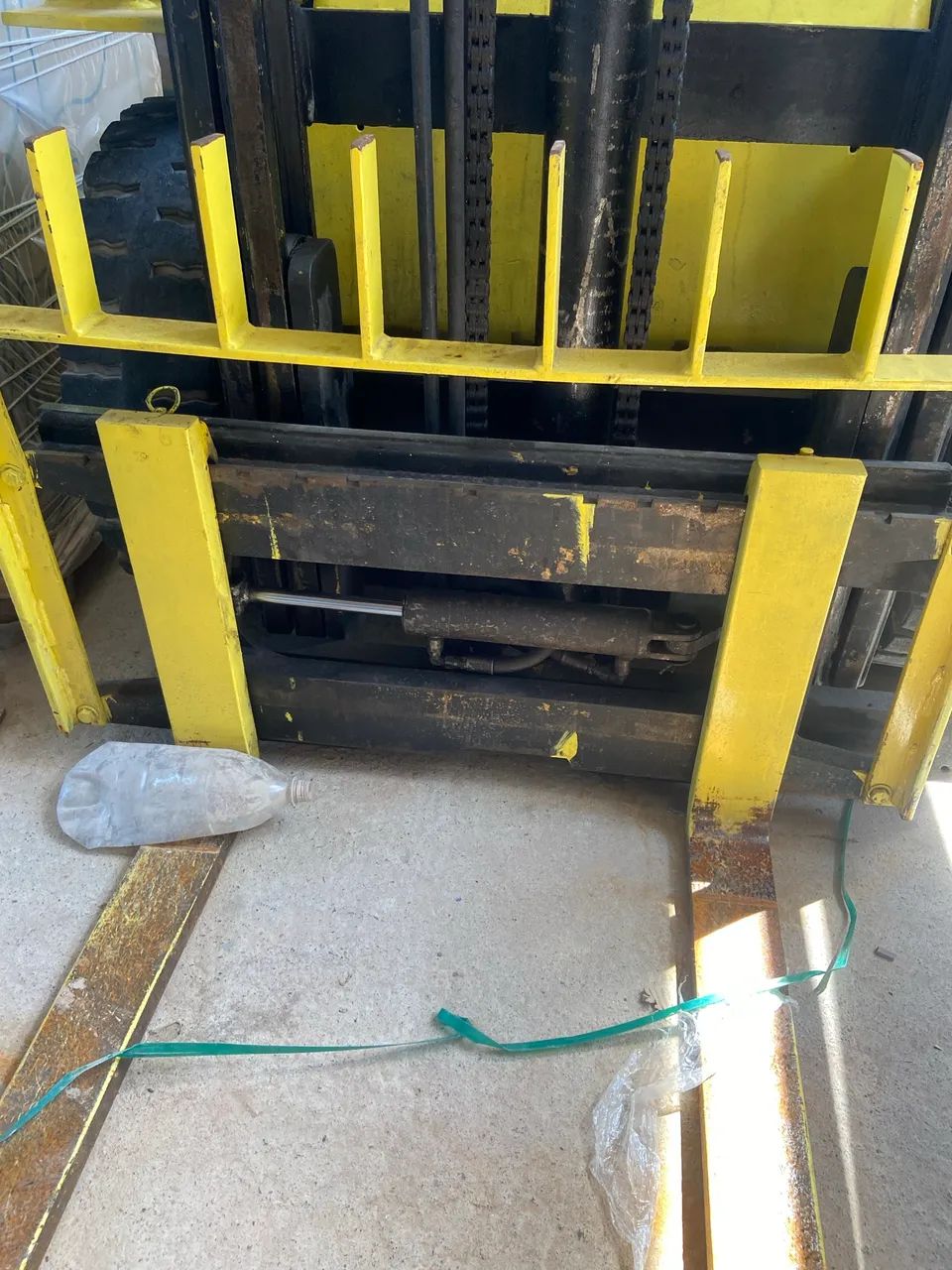 Empilhadeira Hyster H 55 2,5 kg. ano 1989 excelente estado  - Foto 5