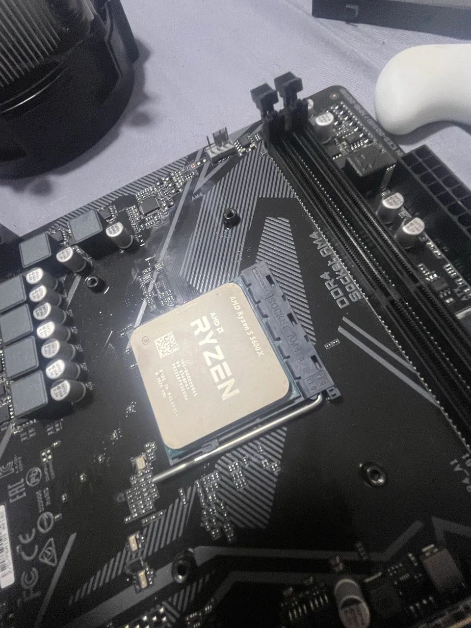 Processador AMD Ryzen 5 5600X (Socket AM4) - Perfeito estado (cooler original da AMD) - Foto 3