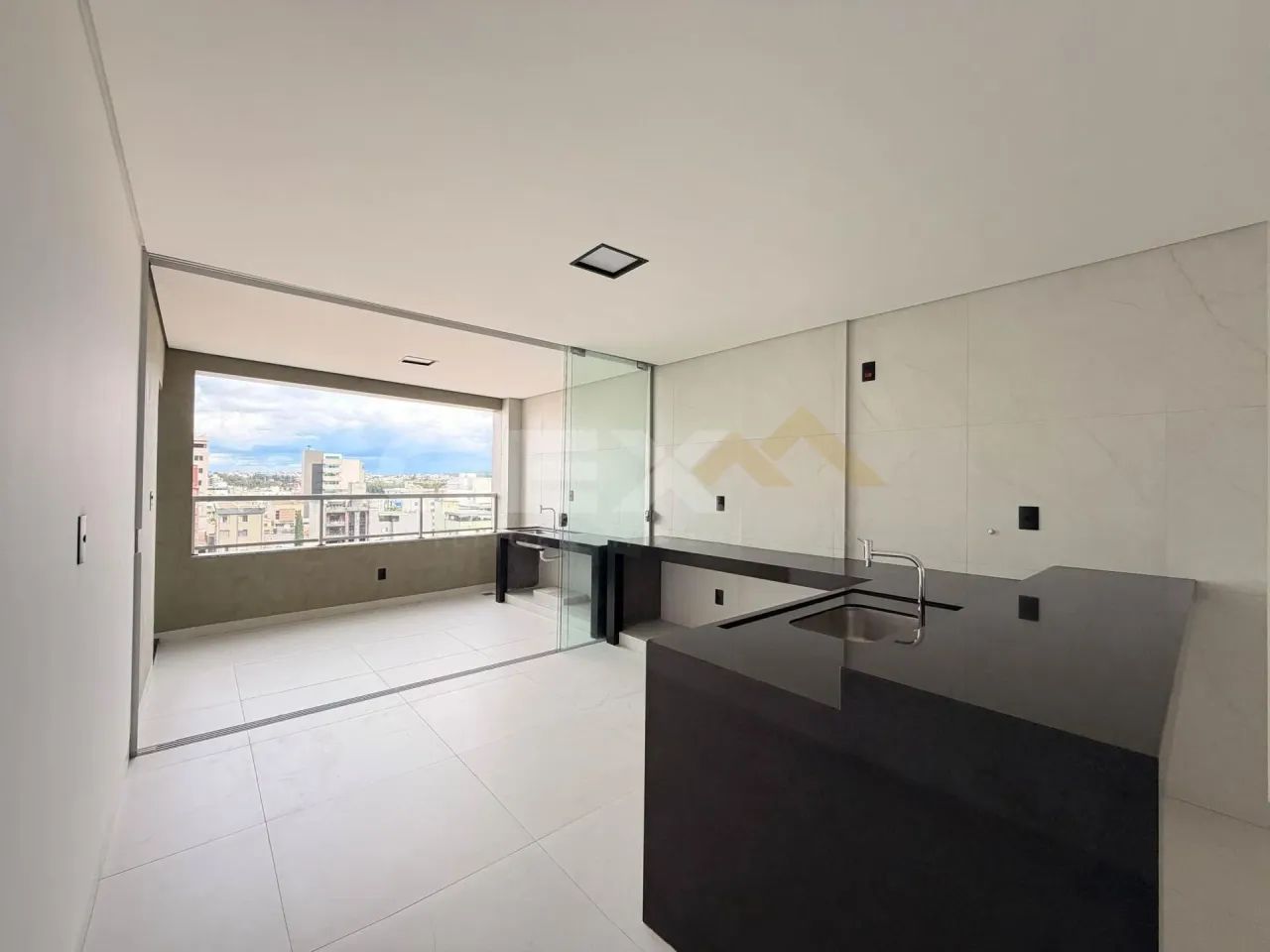 Apartamento à Venda no Centro em Divinópolis MG.