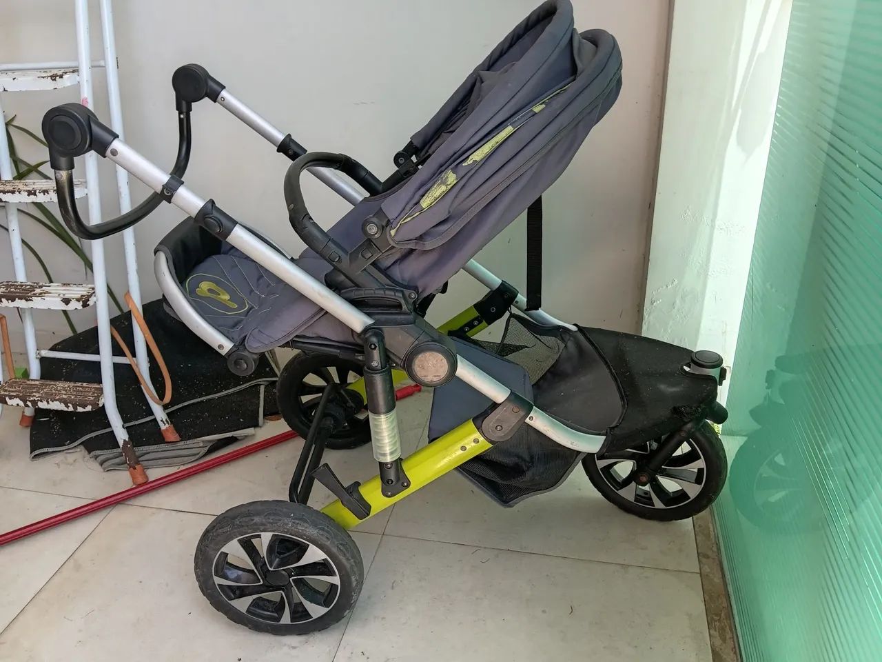 Carrinho de bebe luxo - Foto 2
