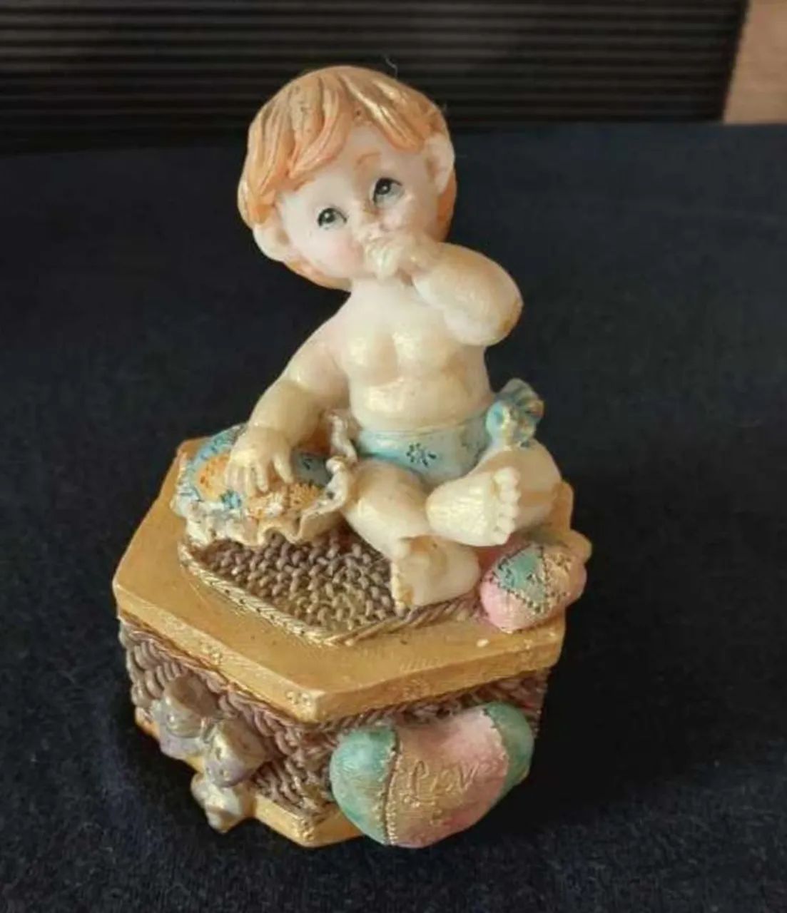 Bibêlo Porta Joias de Bebê Colecionável.