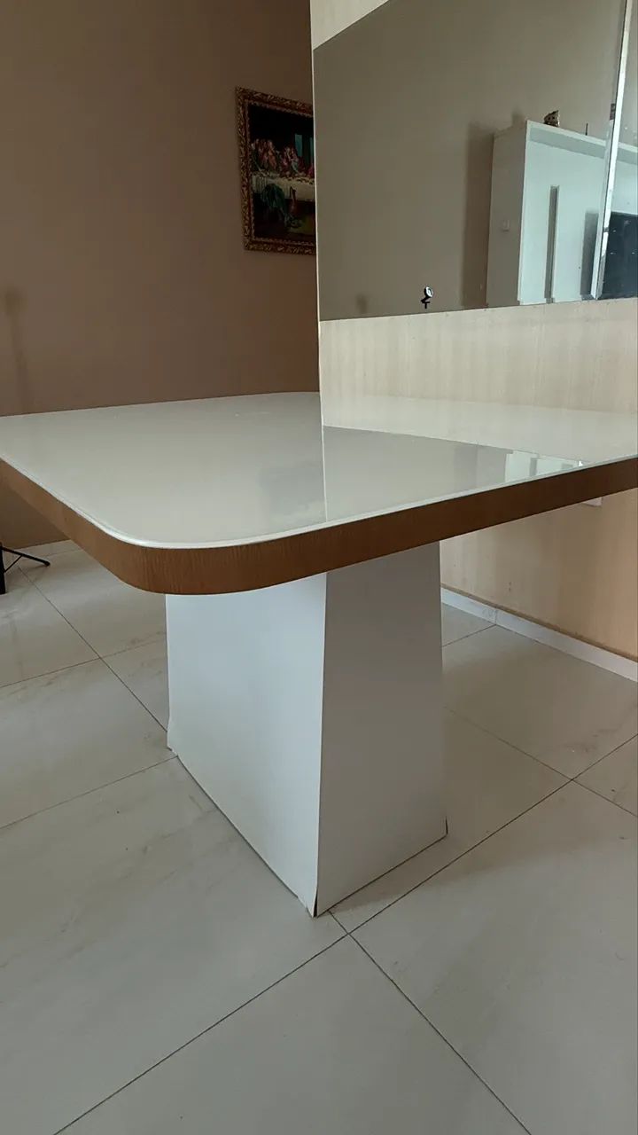 Mesa de jantar para 4 lugares com tampo de vidro [SEM CADEIRAS] - Foto 5