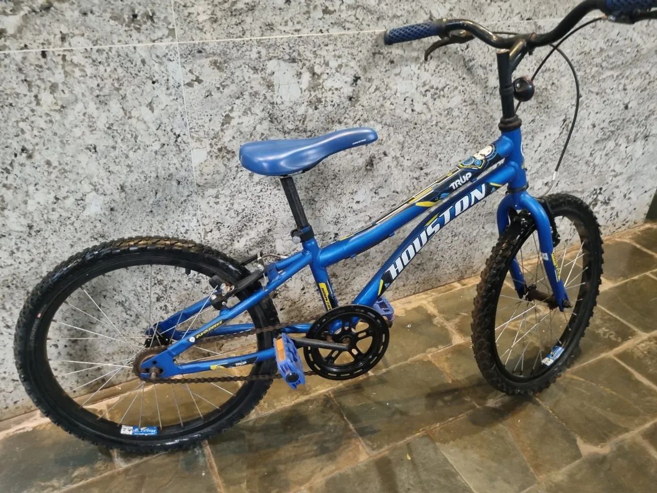 Bicicleta aro 16 semi nova  - Foto 3
