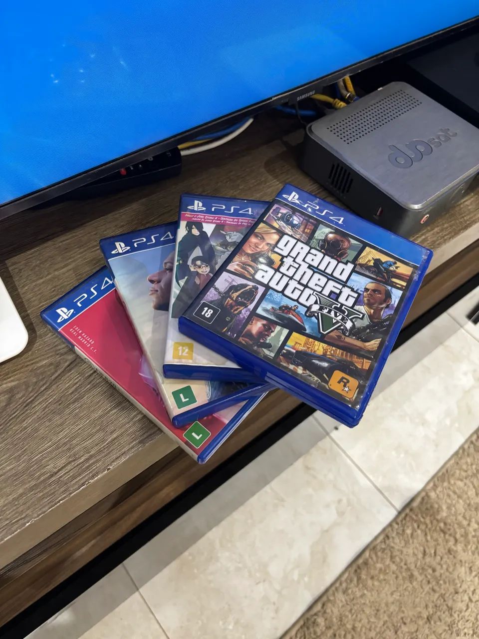 PS4 PRO 1TB  - Foto 4