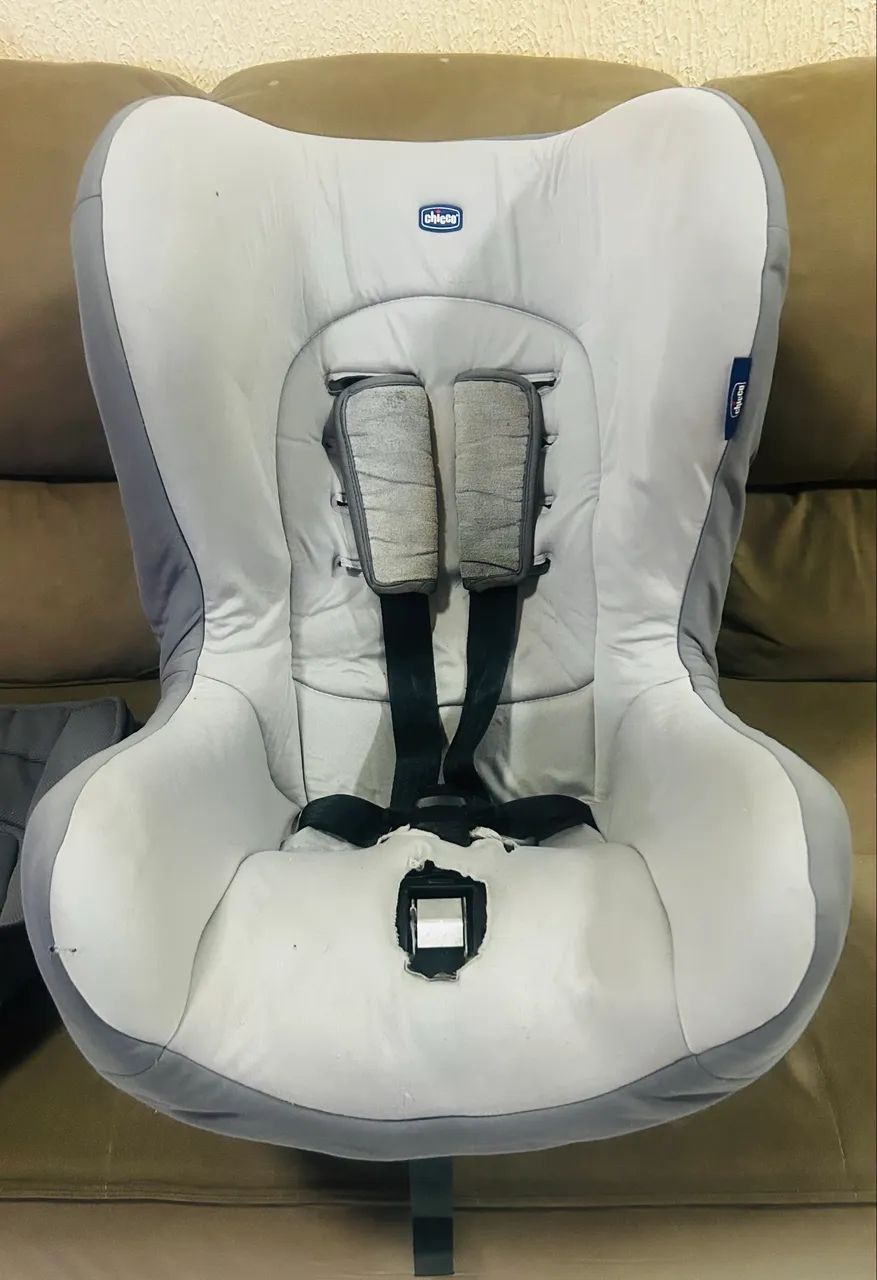 Cadeirinha Chicco 0 a 18kg - Completa com Redutor