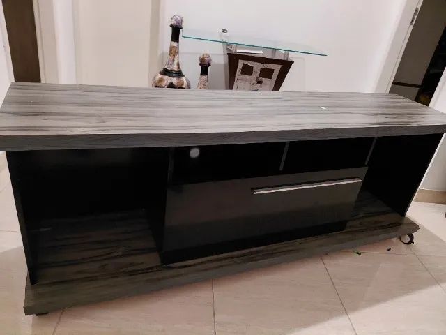 Rack para sala com rodinhas