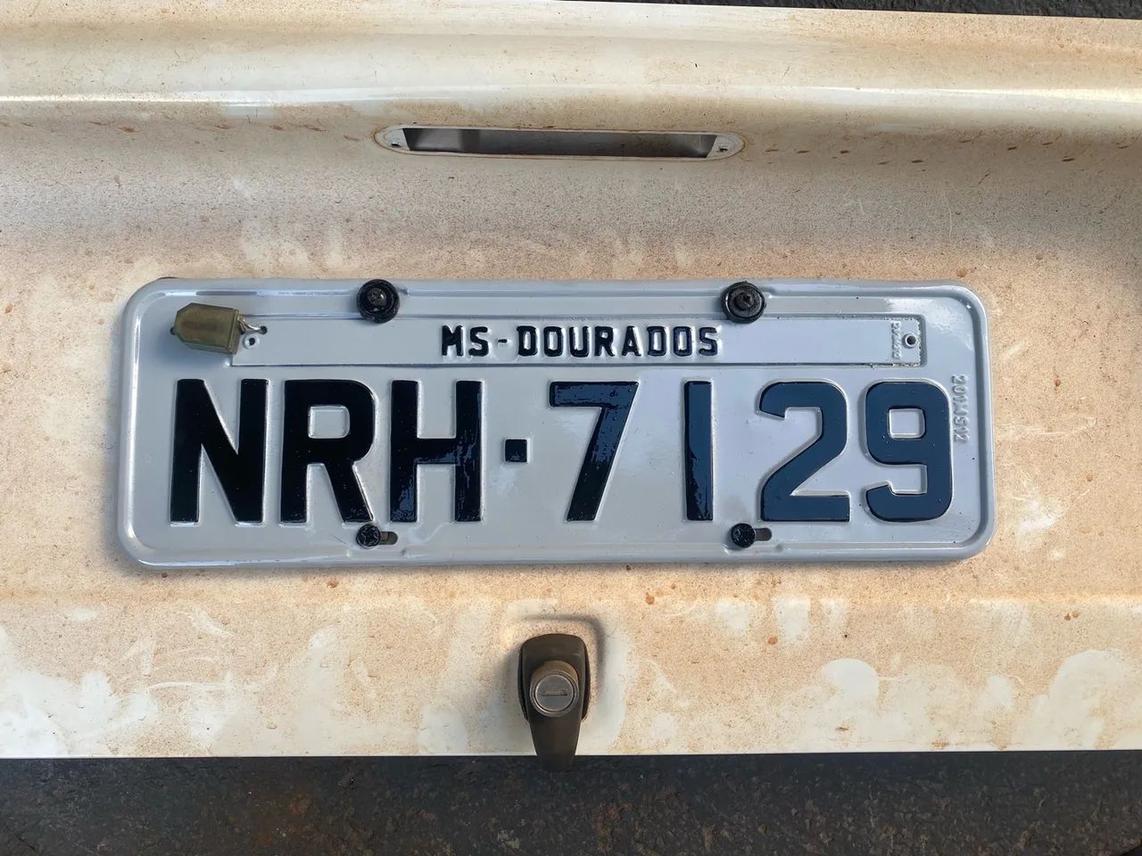 PINTA-SE placas de carro - Foto 2