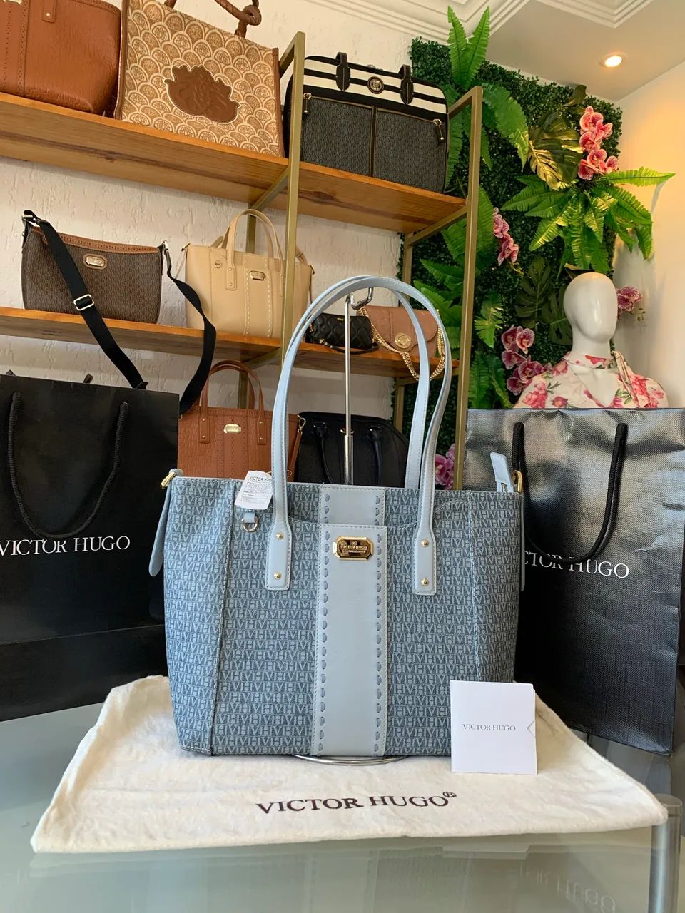 Bolsa Victor Hugo Original Nova